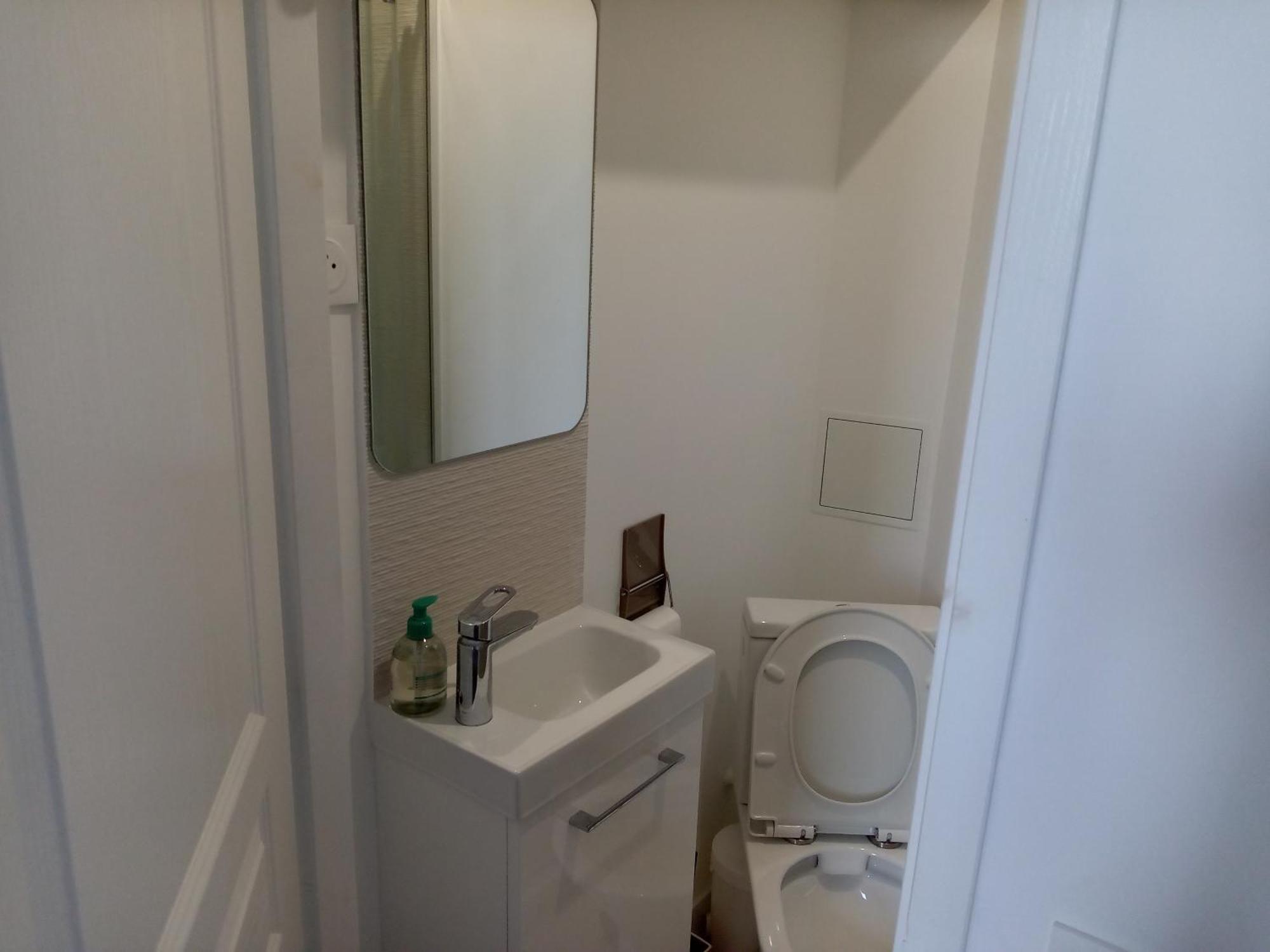 Quartier Le Plus Anime De Marseille "La Plaine Cours Julien "Chambre Avec Salle De Bain Wc Privee Integrees "Dans Appartement Εξωτερικό φωτογραφία